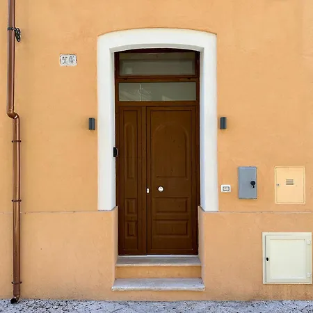 Leopardi Historic Center Appartement *